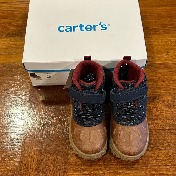 NIB Carter's New Mixed Media Lug Sole Duck Toe Boot, Navy, Walker Size 5 - Picture 3 of 9